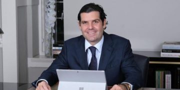 Alejandro Betancourt, el multimillonario investigado que ejerce de nexo entre Delcy Rodríguez y la Administración Trump