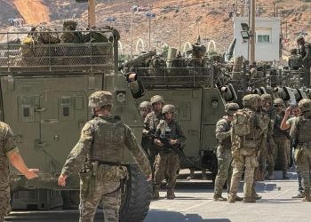El Ministerio de Defensa confirma un brote de sarna entre militares del Grupo de Regulares desplegados en Ceuta