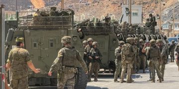 El Ministerio de Defensa confirma un brote de sarna entre militares del Grupo de Regulares desplegados en Ceuta