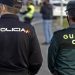 Despliegue de Policía y Guardia Civil en la Playa del Trampolín de Ceuta para trasladar a 1.800 migrantes a espacios de acogida