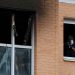 Muere un niño de diez años tras precipitarse desde un tercer piso durante un incendio en su vivienda en Burlada