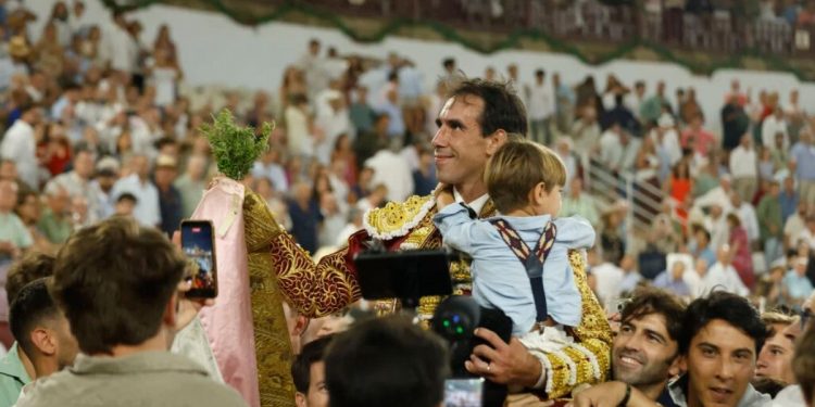 Victorino Martín regresa a la plaza de toros de La Malagueta 12 años después en un festejo que retransmite hoy Canal Sur