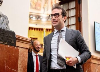 Carlos Cuerpo viaja a Ceuta para coordinar con el empresariado un plan de reactivación económica