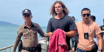 Los amigos de Daniel Sancho recaudan 3.000 euros para sus gastos en la prisión de Tailandia mientras su madre rompe la relación
