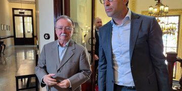El Gobierno declarará la ‘situación de interés para la seguridad nacional’ en Ceuta y creará un mando único para la crisis migratoria