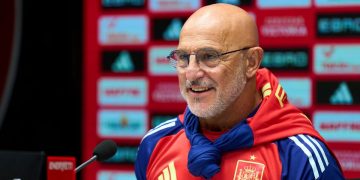 De la Fuente muestra su condena tras los pitos de San Mamés a los campeones del mundo: «Siento pena»