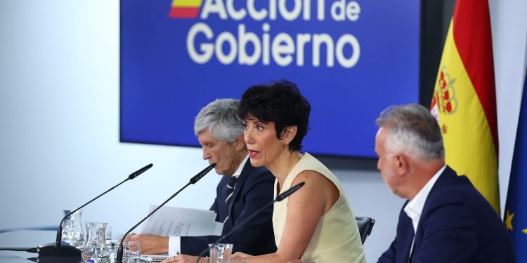 El Gobierno refuerza la coordinación en Ceuta