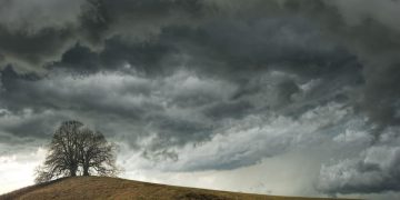 La AEMET confirma la fecha de una nueva borrasca: se complica el tiempo con precipitaciones intensas y avisos en varias zonas de España