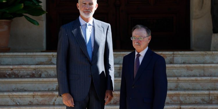 Reunión del Rey Felipe VI con el Presidente de Ceuta, Juan Vivas