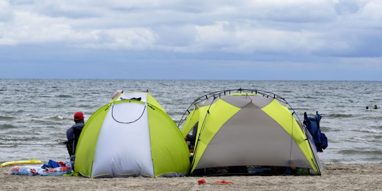 Cambios en el entorno del CETI: eliminación de asentamientos y reubicación de migrantes