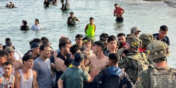 AUME exige al Gobierno autorizar el uso de la fuerza a los militares desplegados en Ceuta ante situaciones de agresión