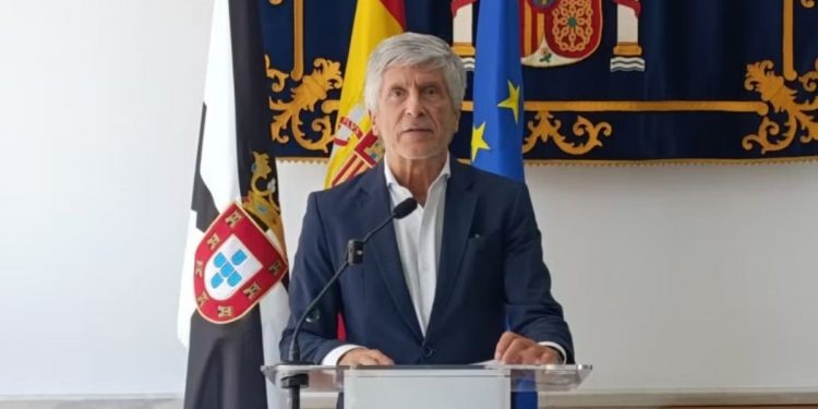 Marlaska tilda de «ataque a la integridad territorial» la entrada masiva en Ceuta y defiende la cooperación con Marruecos