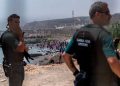 Detenidos dos migrantes en Ceuta tras agredir a un guardia civil durante una persecución en el muelle Alfau