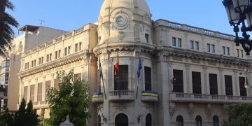 Ceuta pide al Gobierno medidas ante crisis migratoria