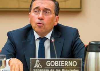 Albares zanja la polémica con Marruecos tras las tensiones en la frontera: «Nunca se va a hablar de la integridad territorial de España»