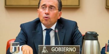 Albares zanja la polémica con Marruecos tras las tensiones en la frontera: «Nunca se va a hablar de la integridad territorial de España»