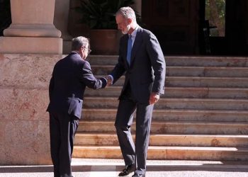 Sánchez garantiza que Felipe VI visitará Ceuta y Melilla «cuando se den las condiciones», pero evita fijar una fecha