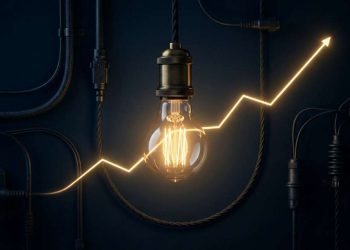 Precio de la luz en sábado 1 de agosto de 2026: horas regaladas por la tarde y ojo con el pico de noche