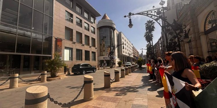 Trabajadores de Ceuta se concentran por asalto fronterizo