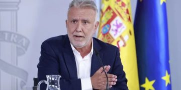 El Gobierno cifra en 214 las expulsiones y en más de 3.500 las salidas voluntarias en Ceuta desde el 10 de agosto