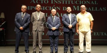 Vivas afirma que Ceuta superará el momento crítico
