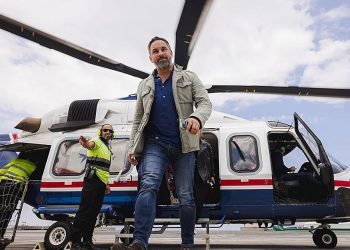 Abascal tilda a Sánchez de “traidor” y “lacayo de Marruecos” tras la crisis fronteriza en Ceuta