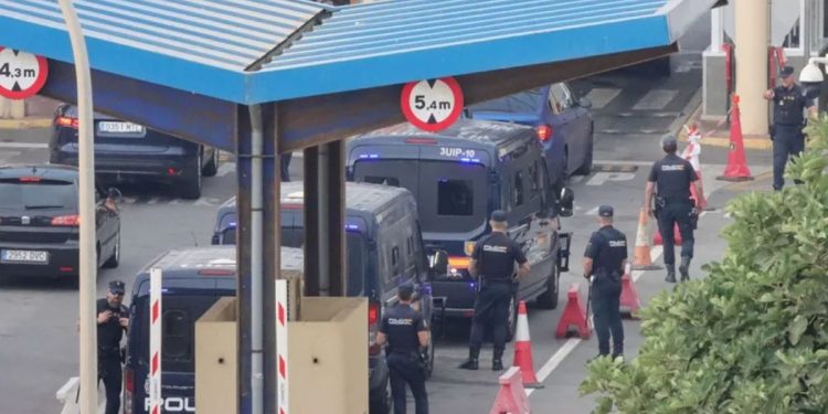 La Policía alertó de una «posible relajación» de Marruecos dos días antes de la entrada masiva en Ceuta