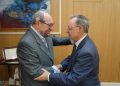 Juan Vivas recibe al presidente de Bidafarma