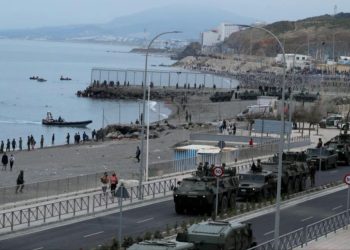 Detenido un individuo en Ceuta tras intentar apuñalar a un soldado de Regulares en el puerto