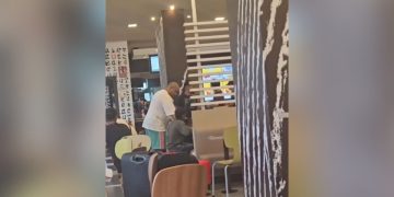 Abu Bakr Azaitar, el exluchador cercano a Mohamed VI que repartió comida en Ceuta