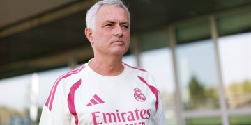 Mourinho tras la derrota del Real Madrid ante el Betis: «Merecimos ganar»