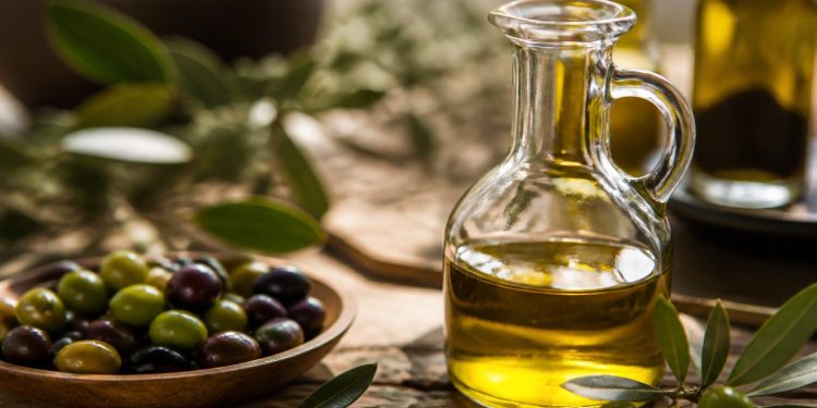 Aceite de oliva: claves para elegirlo y conservarlo