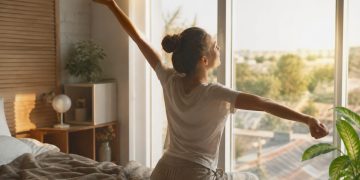 Rutinas de mañana que de verdad funcionan: guía práctica para empezar con energía