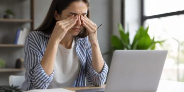 “Salud visual y pantallas: descansos y hábitos que la cuidan”
