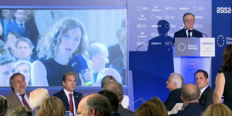 Feijóo denuncia posibles concesiones del Gobierno a Marruecos