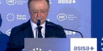 Juan Vivas participa en el Fórum Nueva Economía
