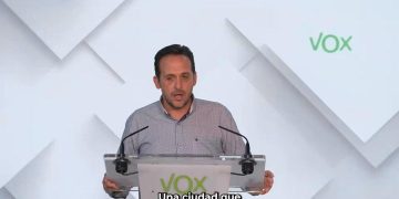 Vox denuncia «asedio» en Ceuta por 20.000 «invasores»