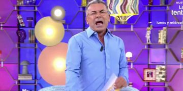 Jorge Javier Vázquez regresa a ‘El Diario’ con críticas a Mediaset por la línea editorial de sus programas y su tercer cambio de horario