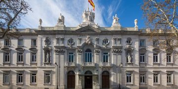El Tribunal Supremo paraliza cautelarmente los efectos censales de la ‘ley de nietos’