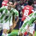 El Betis remonta al Lille (2-3) y firma un triunfal regreso a la Champions League 21 años después