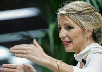 El Gobierno obligará a las empresas a incluir cláusulas de repatriación en los contratos de trabajadores extranjeros