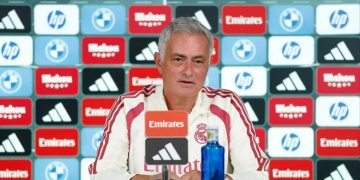 Mourinho: «Yo no critico a la afición, pero Vinicius merece todo mi respeto»