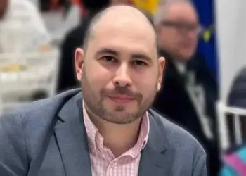 El delegado del Gobierno en Ceuta descarta dimitir y aclara que nunca se alertó de una entrada masiva
