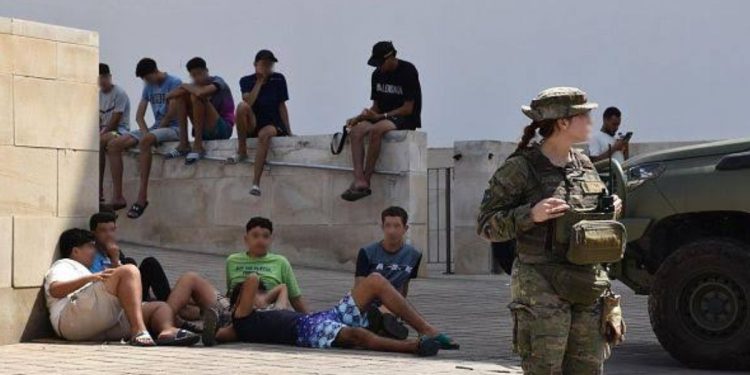 Graban en Ceuta una trampa en un acantilado diseñada para provocar la caída de militares al vacío