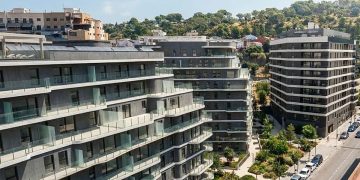 La Ley de Propiedad Horizontal exige el aval previo de la comunidad de vecinos para destinar una vivienda al alquiler turístico