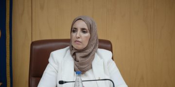 Fátima Hossain evalúa desclasificación de informes del CNI