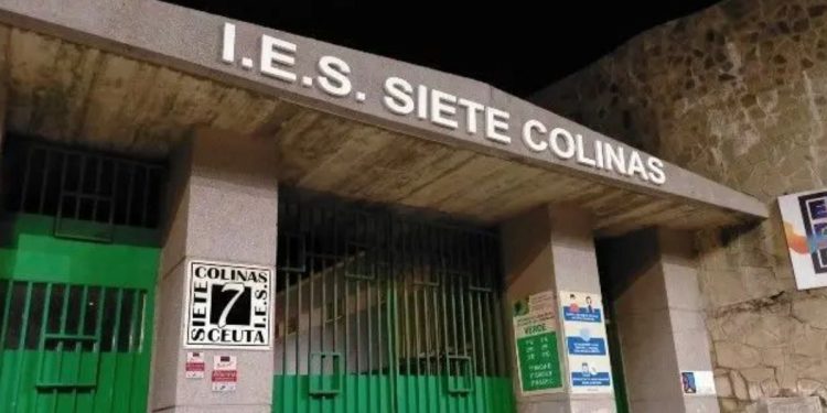 Rebelión docente en Ceuta: convocan protestas el 17 de septiembre ante la «inseguridad» en los colegios