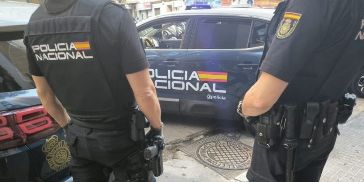Ocho detenidos en una noche violenta en Ceuta