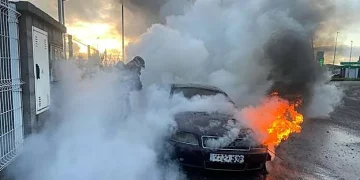 Detenido un ceutí por incendiar un vehículo en El Tarajal
