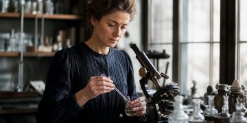 «Grandes mujeres científicas que cambiaron la historia»: diez referentes y sus aportaciones